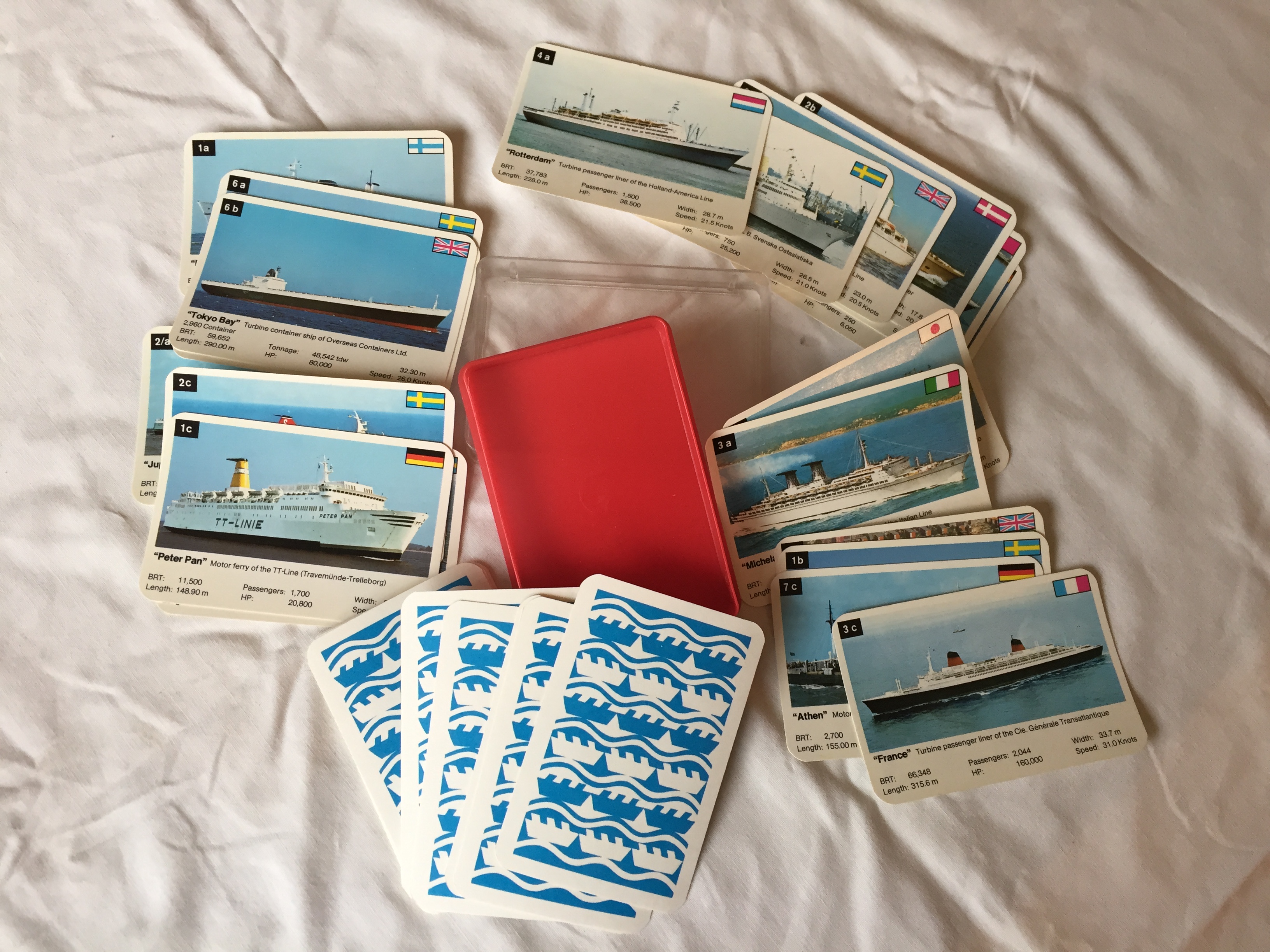EARLY BOXED SET OF CARDS SHOWING THE FAMOUS SHIPS OF THE FRENCH LINE